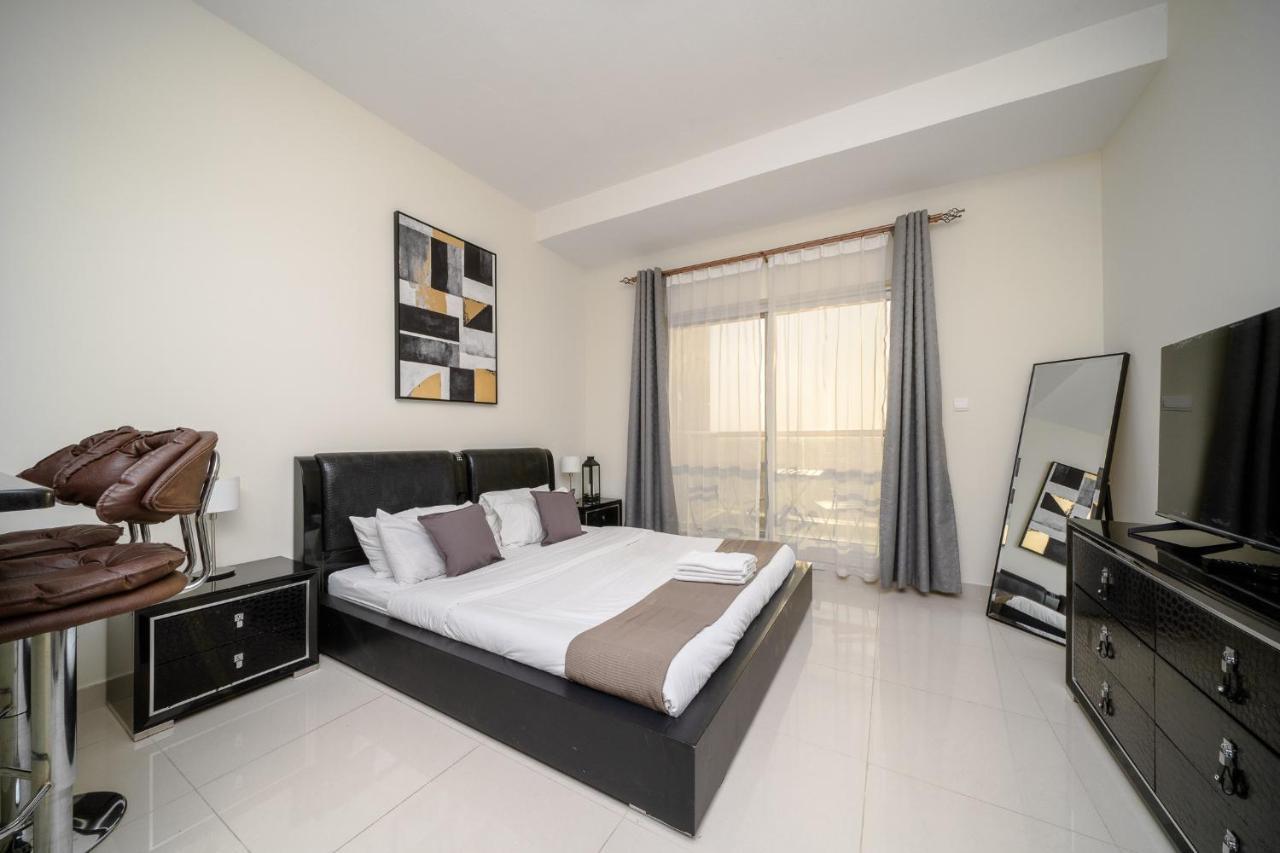 Alh Vacay 403- With Golf Course View Apartment *
